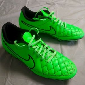 Men's NIKE Green Black Tiempo Cleats